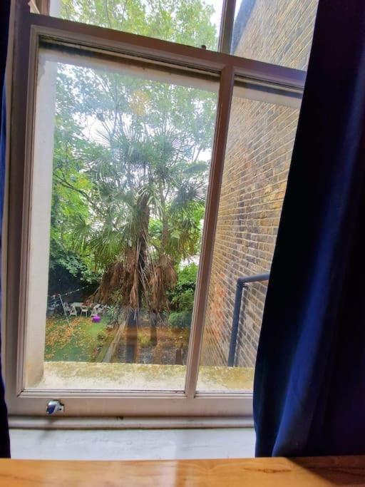 Charming Home With Private Balcony, On 1St Floor, With 2 Bathrooms, 3 Min Walk To Earl'S Court Station 伦敦 外观 照片