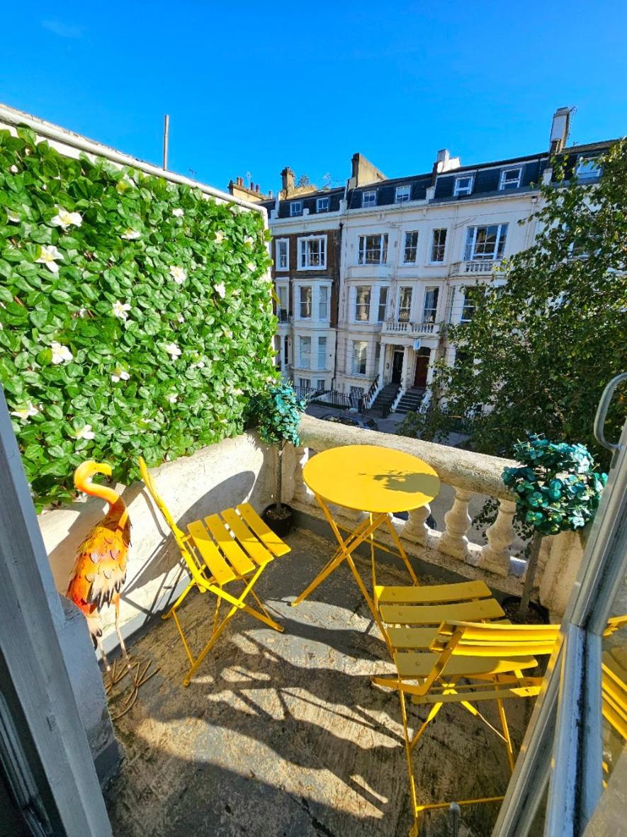 Charming Home With Private Balcony, On 1St Floor, With 2 Bathrooms, 3 Min Walk To Earl'S Court Station 伦敦 外观 照片